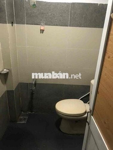 Cho thuê nhà nguyên căn có: 2pn gần Kí Túc Xá Khu B - Đông Hoà - Dĩ An
