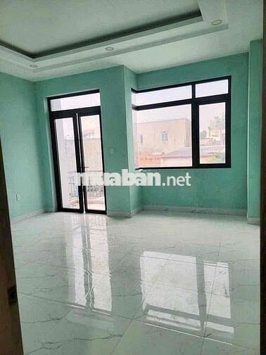 Nhà 100m2 , 1 trệt 1 lầu , 2 pn , hxt , giá tốt