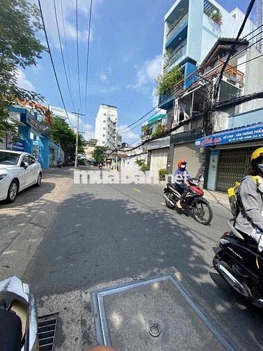 Mặt tiền Bạch Mã ngang 6x24, hầm 6 tầng giá 38.5 tỷ
