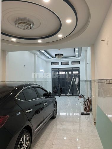Cho thuê nhà mới xây mặt tiền đường Sinco, Quận Bình Tân, ngay chợ
