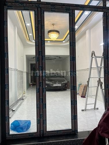 Cho thuê nhà mới xây mặt tiền đường Sinco, Quận Bình Tân, ngay chợ