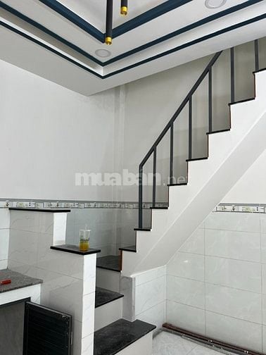 Cho thuê nhà mới xây mặt tiền đường Sinco, Quận Bình Tân, ngay chợ