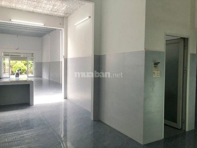 Nhà mới đẹp vị trí trung tâm Cái Răng