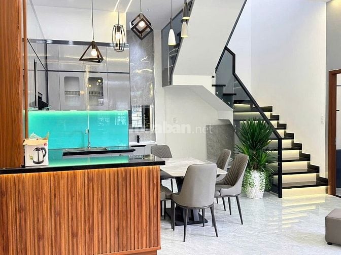 BÁN CĂN BIỆT THỰ MINI XINH XẮN NGANG 9,2M TẠI HÓC MÔN 