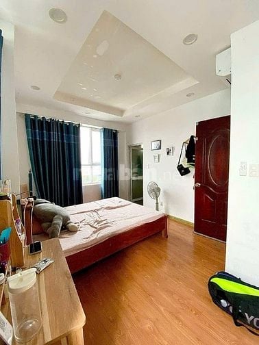 Chung cư 225 Hoàng Sa, Q1:Full NT, nhà mới, ban công, 90m2, 3pn, 12tr5