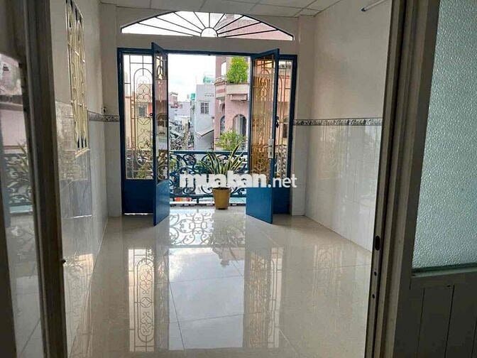 Cho thuê nhà hẻm 4m Văn Thân Q6