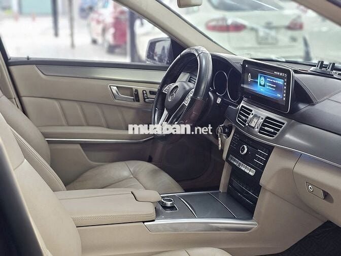 Mercedes Benz E Class 2015 E200 - 107000 km