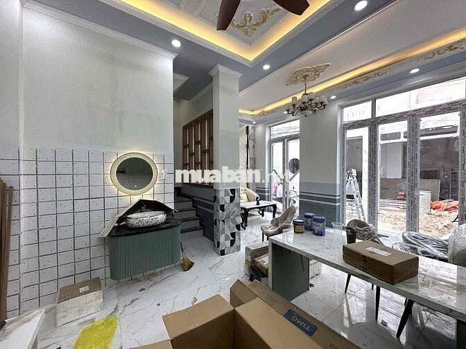 Nhà 2 lầu mới hoàn thiện hẻm tổ 7B sau Đa Khoa Trung Ương