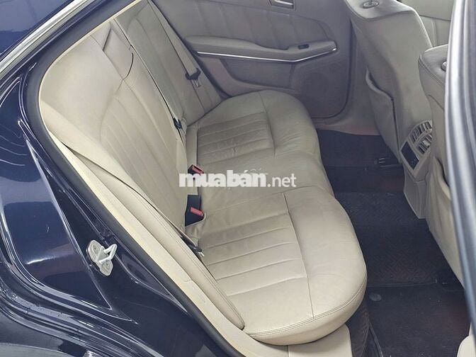 Mercedes Benz E Class 2015 E200 - 107000 km