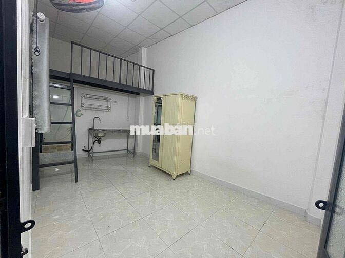🔥PHÒNG TRỌ GIÁ RẺ GẦN CẦU HẬU GIANG TRỐNG SẴN SẴN MÁY LẠNH