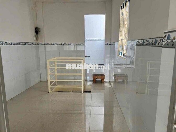Cho thuê nhà hẻm 4m Văn Thân Q6