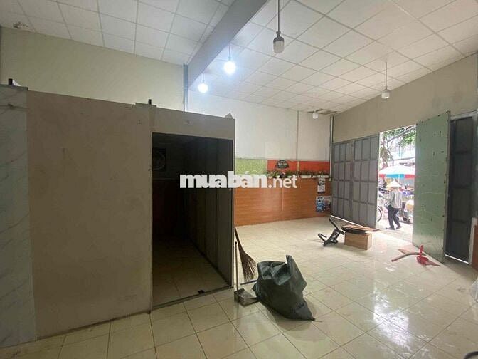 CHO THUÊ MẶT BẰNG KINH DOANH 6,5x10 QUANG TRUNG P12 GV