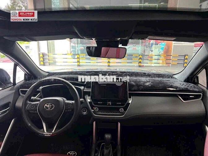 Toyota Corolla Cross 2024 1.8V5000km 150tr trả