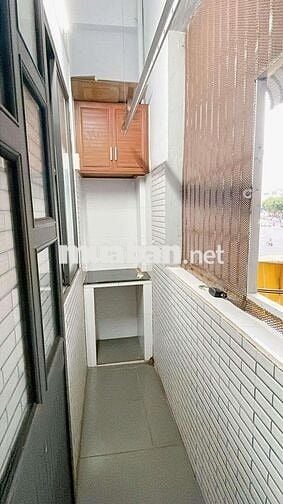 PHÒNG TRỌ CHUNG CƯ 22M2 MẶT TIỀN TRẦN HƯNG ĐẠO, Q1