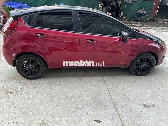 Ford Fiesta 2014 Trend 1.5 AT - 17000 km