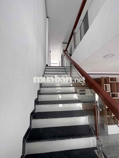TÔI MUỐN BÁN CĂN NHÀ 78m2 1 trệt 1 lầu, SỔ HỒNG RIÊNG, GIÁ CHỈ 1TỶ790