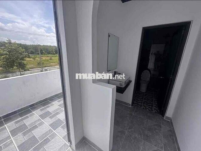 TÔI MUỐN BÁN CĂN NHÀ 78m2 1 trệt 1 lầu, SỔ HỒNG RIÊNG, GIÁ CHỈ 1TỶ790
