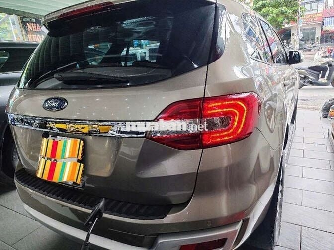 Ford everest AT dầu sản xuất 2016 Giá Đình