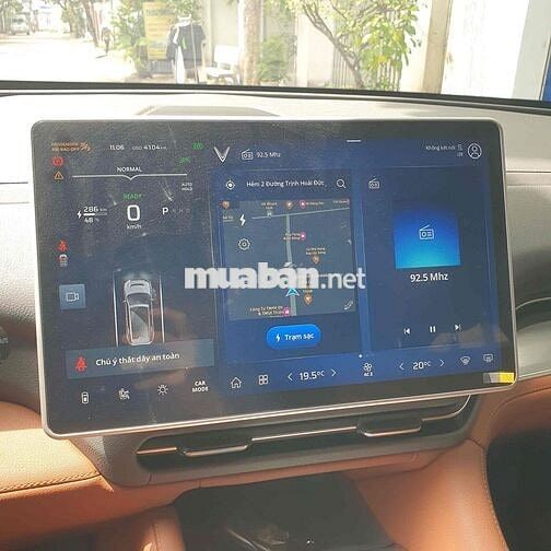 VF9 Plus 24 đký 25 - Lướt 4.000km - XHĐ cao