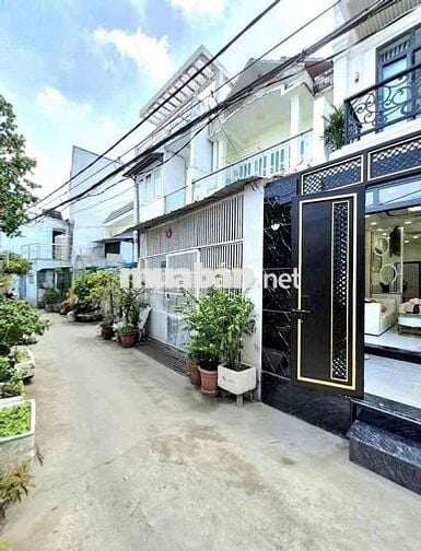 BÁN NHÀ CẤP 4- HUỲNH TẤN PHÁT- NHÀ BÈ-  GẦN 60M2- GIÁ 3.95 TỶ.