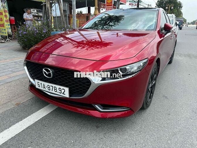Mazda 3 2020 Sedan 1.5L Luxury - 67000 km