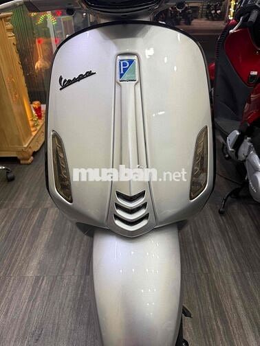 Vespa sprint bạc posche , chính chủ