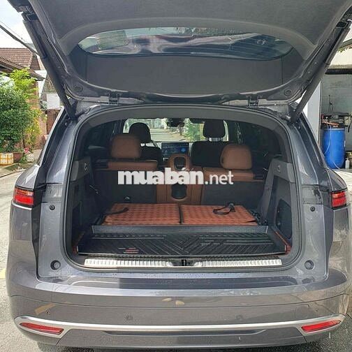 VF9 Plus 24 đký 25 - Lướt 4.000km - XHĐ cao