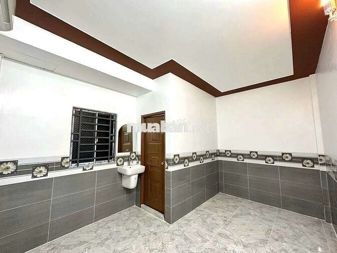 Nhà mới xây 2pn 2 máy lạnh Hẻm Nguyễn Văn Cừ