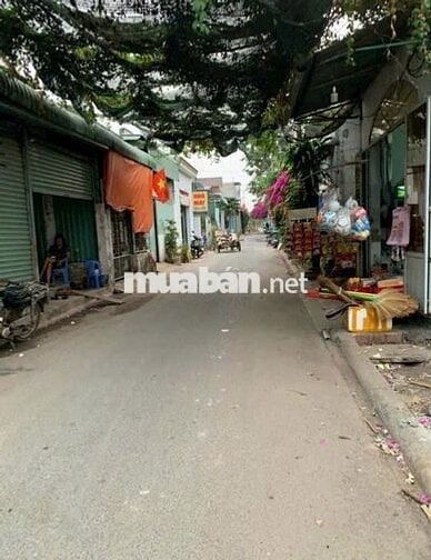 Vỡ nợ ngân hàng nên gấp dãy trọ 6 phòng-2 kiot ở Trảng Bàng. DT 379m2