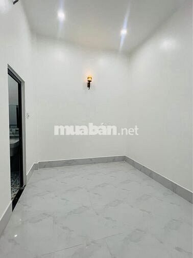 Cần tiền bán gấp căn nhà ở gần TT chợ Trảng Bàng 122m2 SHR giá 680tr