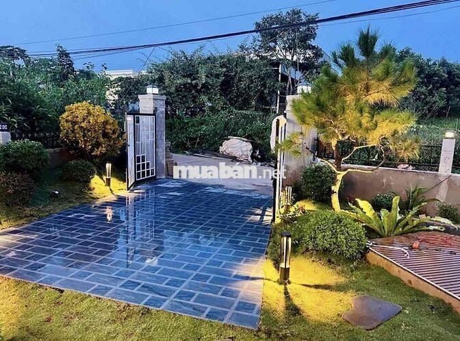 (SẴN NHÀ) Bán ngộp lô đất 500m2 view cực đẹp, mặt tiền đường lớn