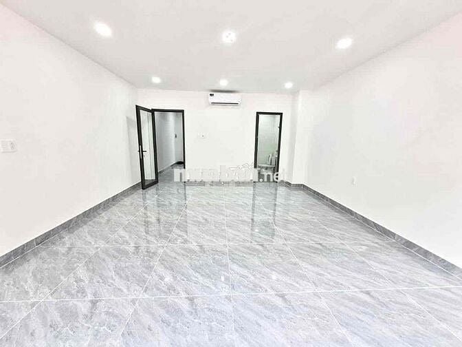 🏡 Cho Thuê Nhà HXH Hoàng Việt_6x22m, Trệt 3 Lầu, Nhà Mới, Đẹp