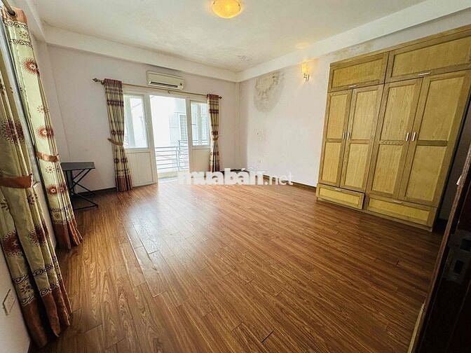 NGỌC THUY cho thuê Phòng khép kín có ban công, full nội thất