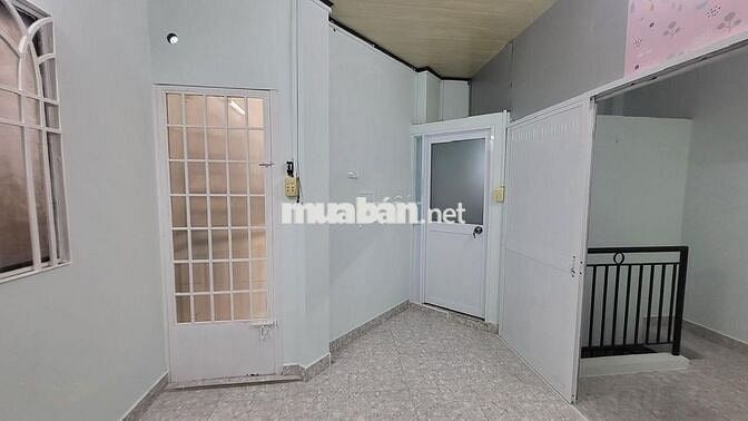 Nhà 2PN Giá Rẻ Sư Vạn Hạnh Quận 10