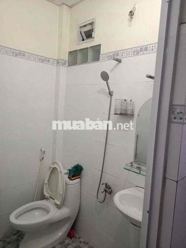 Trệt lầu 4.5*10; 2pn hẻm 3m Rẻ chốt lẹ
