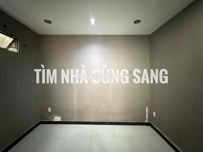 NHÀ SẠCH ĐẸP 2PN+ , 2 WC , 2 MÁY LẠNH GẦN CHỢ HIỆP BÌNH