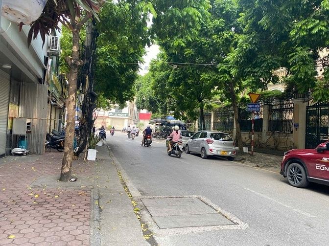 Bán CHDV Hoàng Quốc Việt -LÔ GÓC,MT RỘNG- 128m-Dòng tiền 150 tr/tháng Bán CHDV Hoàng Quốc Việt -LÔ GÓC,MT RỘNG- 128m-Dòng tiền 150 tr/tháng