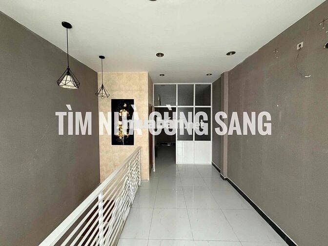 NHÀ SẠCH ĐẸP 2PN+ , 2 WC , 2 MÁY LẠNH GẦN CHỢ HIỆP BÌNH