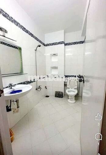 Nhà rộng 3pn có nội thất KDC Diệu Hiền