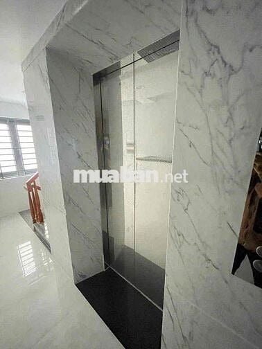 Cho thuê nhà có thang máy trần văn hoài gần vincom xuân khánh 40 triệu
