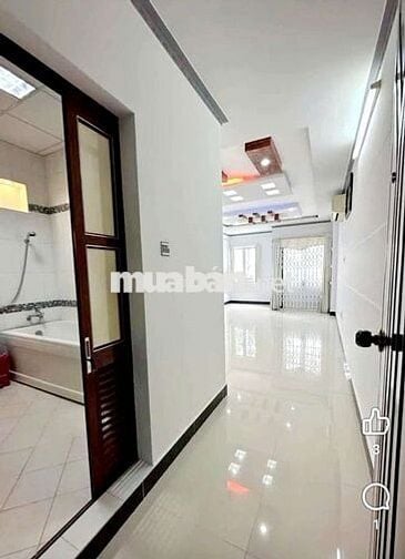 Nhà rộng 3pn có nội thất KDC Diệu Hiền