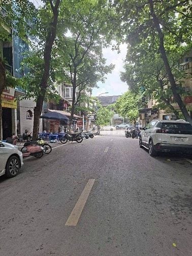 CỰC HIẾM CHỈ HƠN 700TR/M2 MẶT PHỐ NGUYỄN DU - 141M2 - MẶT TIỀN HOA HẬU