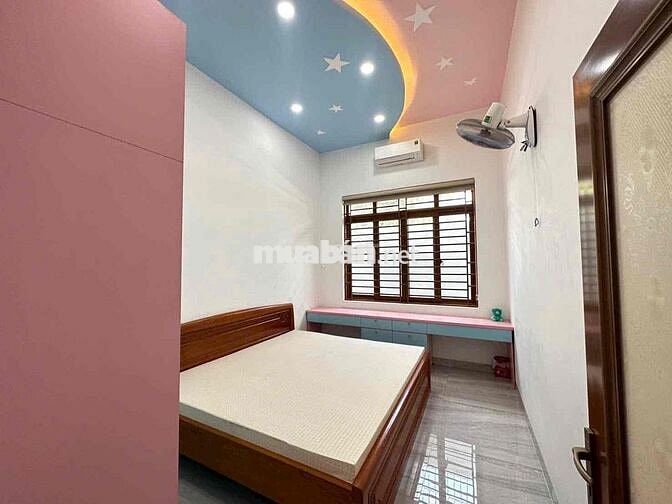 Cho thuê nhà Chánh Mỹ 3PN Sân Đậu 2 Ô Tô Gần Phố Đi Bộ Bạch Đằng