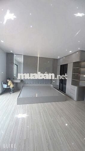 CẦN BÁN NHÀ CỔ LINH LONG BIÊN HÀ NỘI.