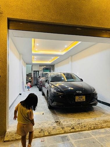 BÁN NHÀ trong ngõ ngõ 101 phố Trạm, phường Long Biên 60m2x 7 tầng