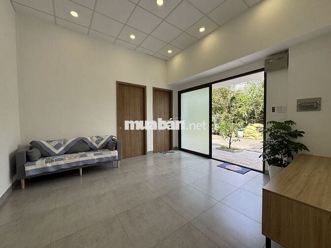 Chính chủ cho thuê CH 1PN + 1PK + 1 bếp, bancol, 70m2, đường ô tô