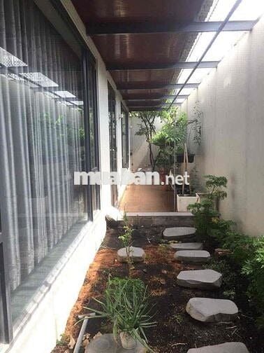 BIỆT THỰ 10x20m 2 TẦNG DTSD 390m2 ĐƯỜNG XE TẢI TẬN NƠI