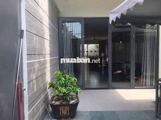 BIỆT THỰ 10x20m 2 TẦNG DTSD 390m2 ĐƯỜNG XE TẢI TẬN NƠI