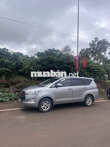 Toyota Innova 2017 2.0E - 120143 km