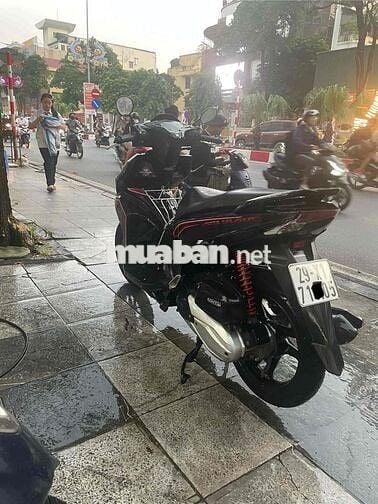 Cầm đồ thanh lý xe AIRBLADE đen mờ đk2018 máy zin